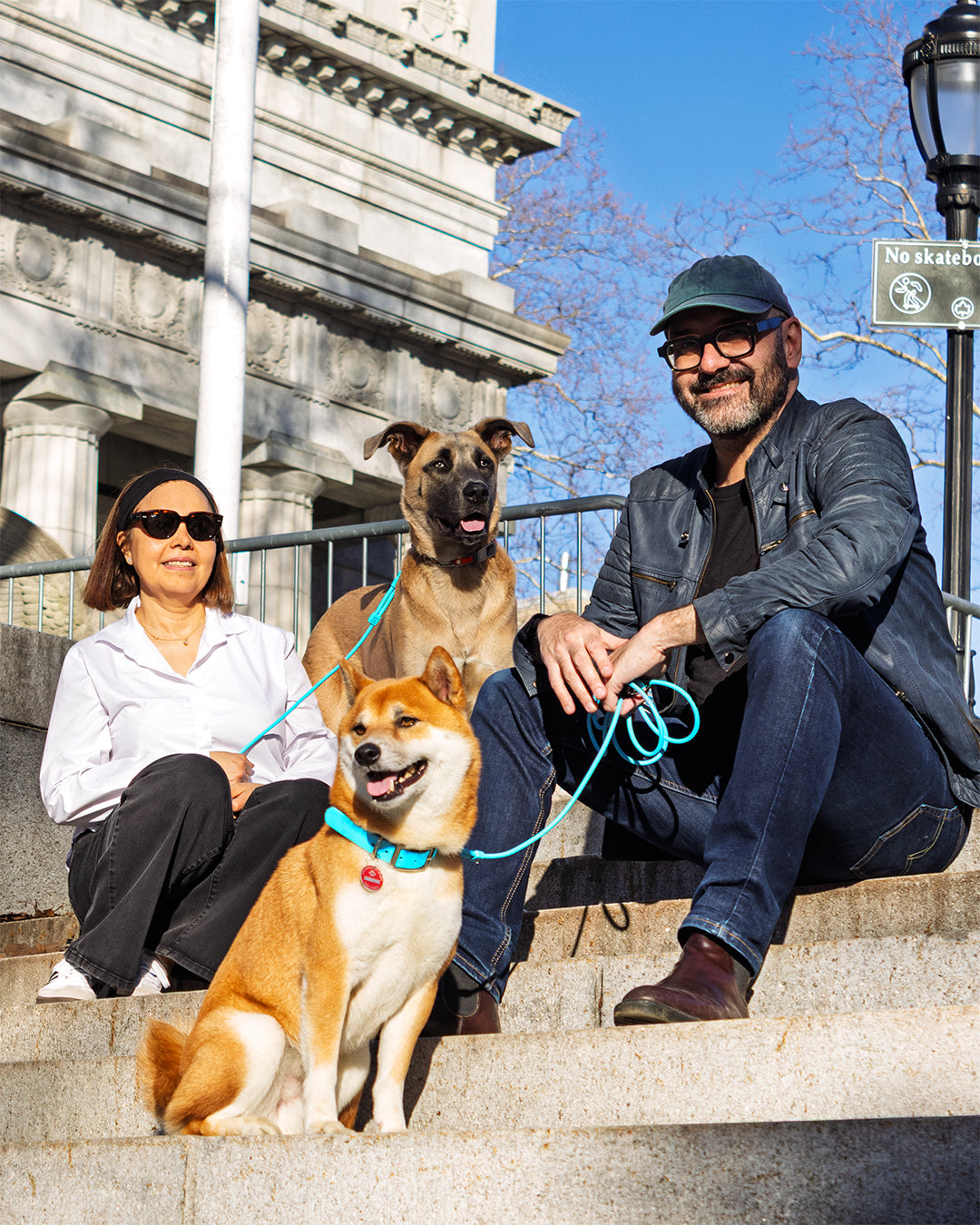 Field Guide to Raising a Confident Dog - Book 1: Socialization Essentials